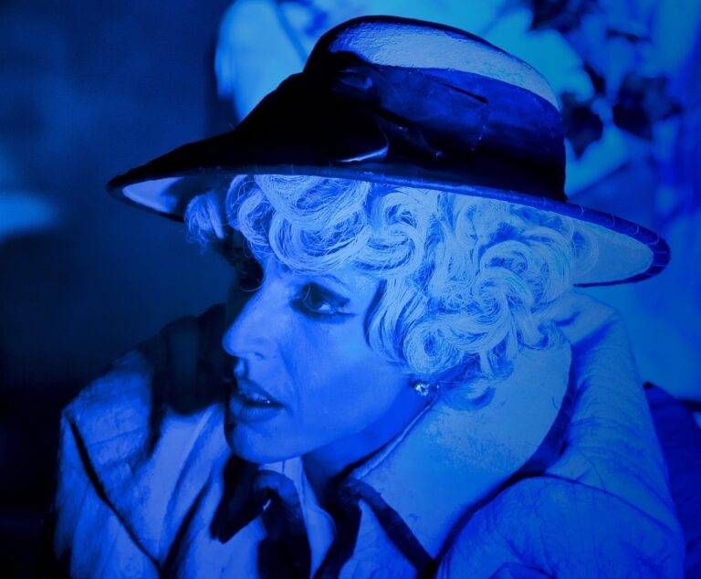 Review: Advancements in Virtual Reality Concert Experiences